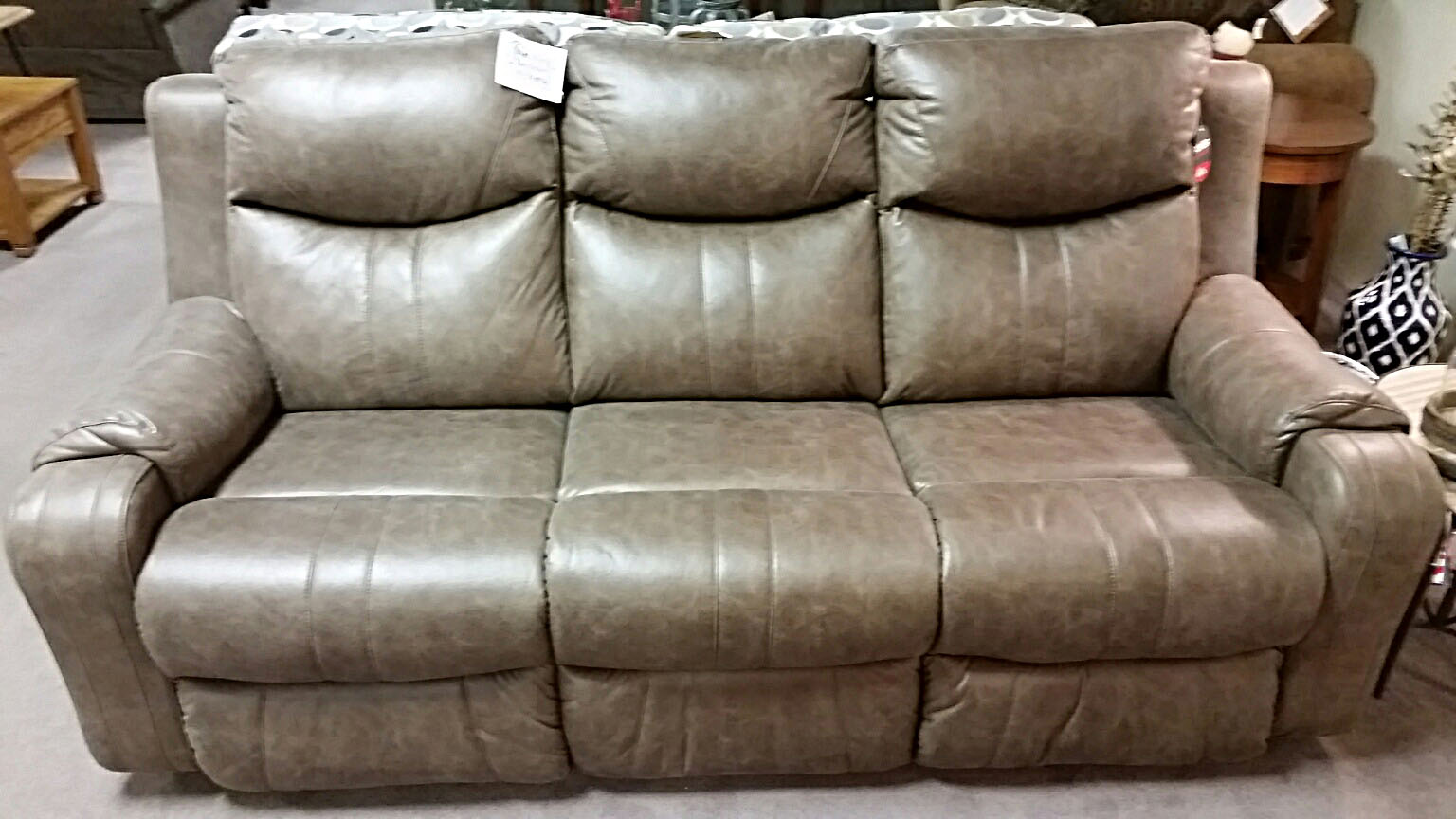 881 Southern Motion Marvel Reclining Sofa with Power Headrest